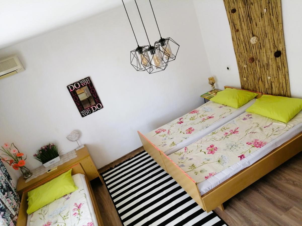 Guest House Hei Taka Созополь Экстерьер фото