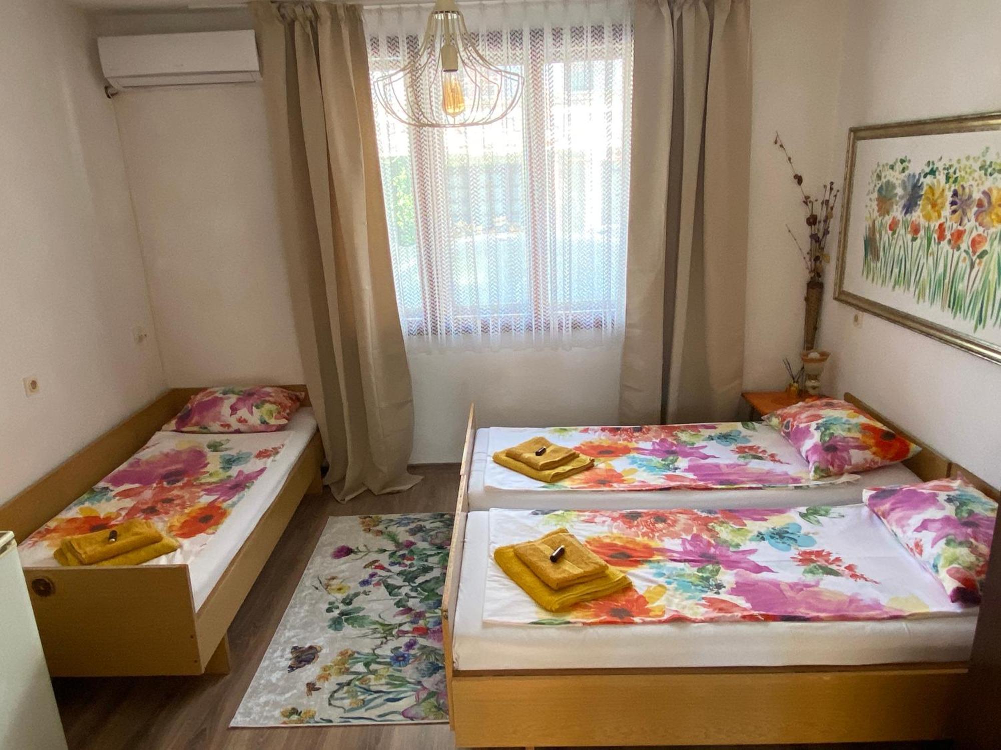 Guest House Hei Taka Созополь Экстерьер фото