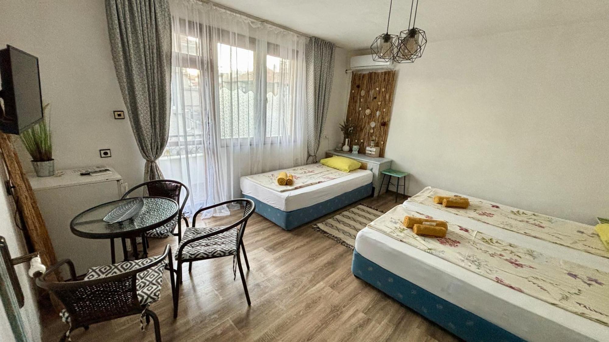Guest House Hei Taka Созополь Экстерьер фото