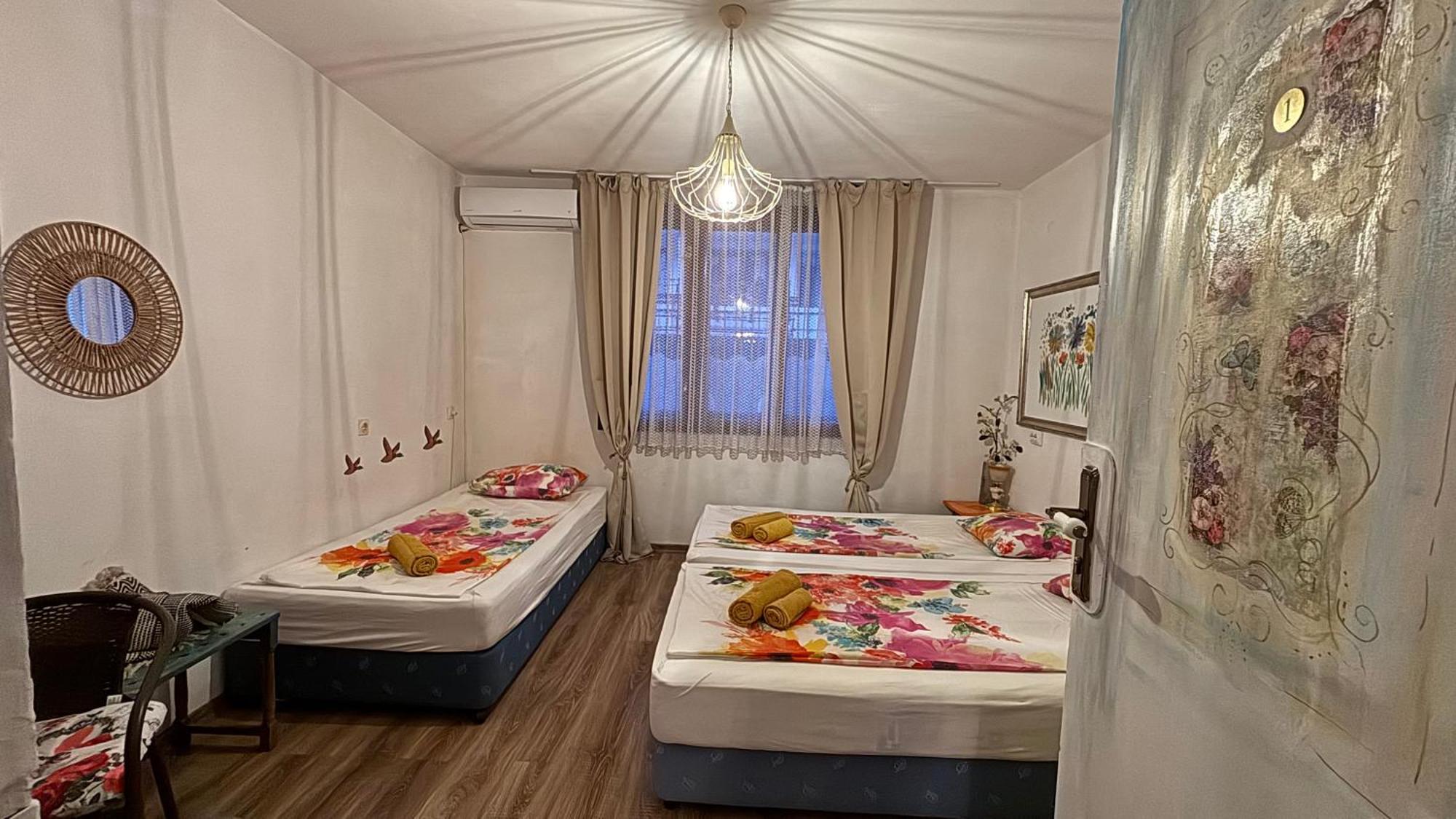 Guest House Hei Taka Созополь Экстерьер фото