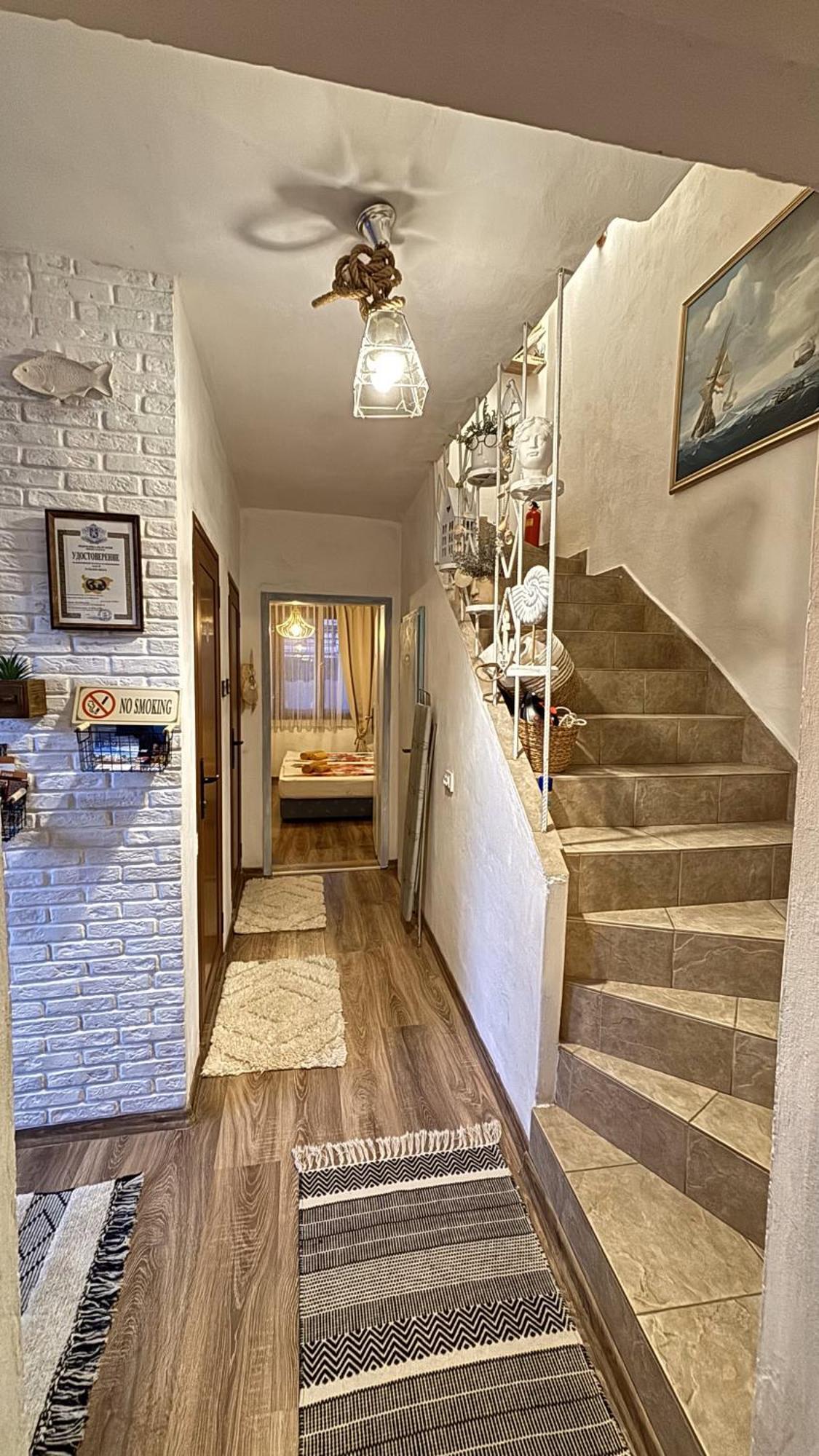 Guest House Hei Taka Созополь Экстерьер фото