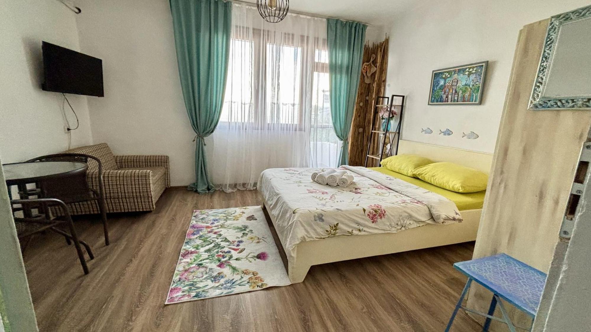 Guest House Hei Taka Созополь Экстерьер фото